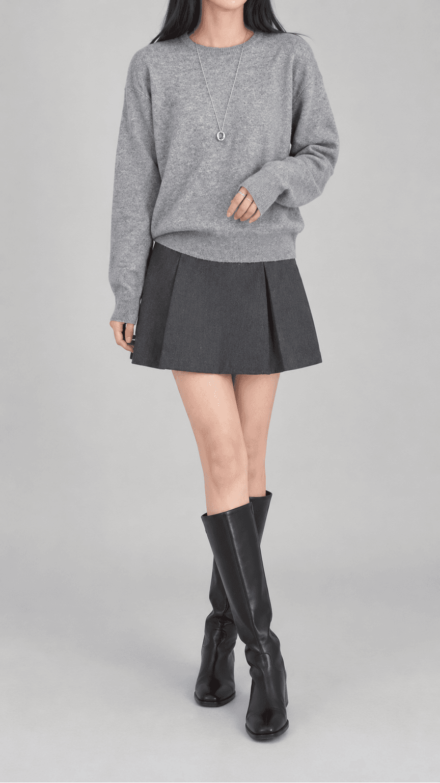 세이지린 울 라운드넥 베이직 니트 그레이